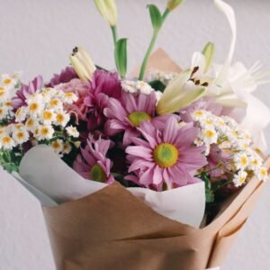 Pastel Daisy Bouquet — Tohfaat gift delivery in Lahore and Burewala