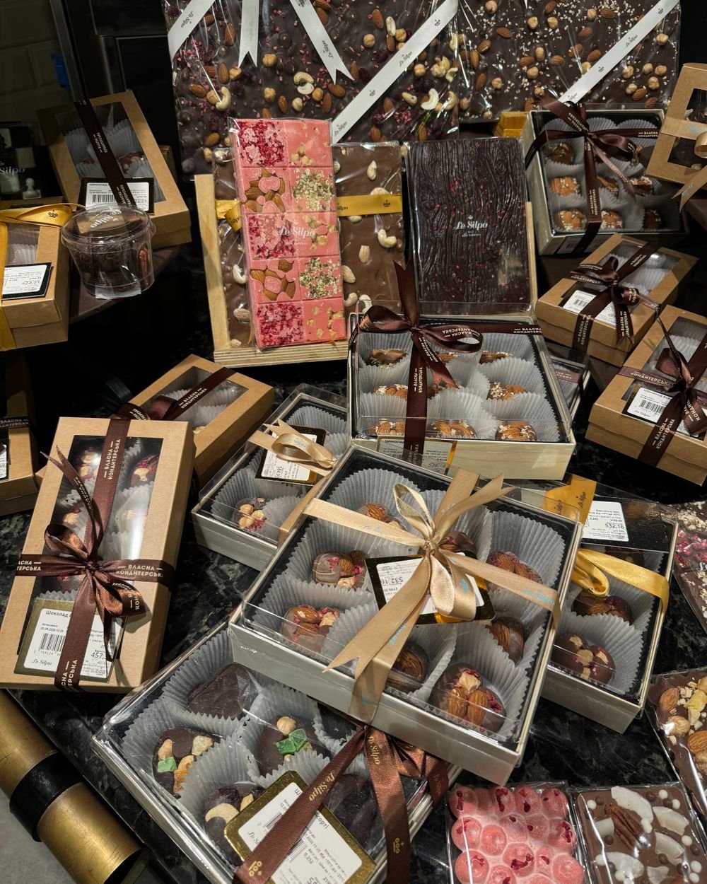 Corporate Chocolate Collection — Tohfaat gift delivery in Lahore and Burewala