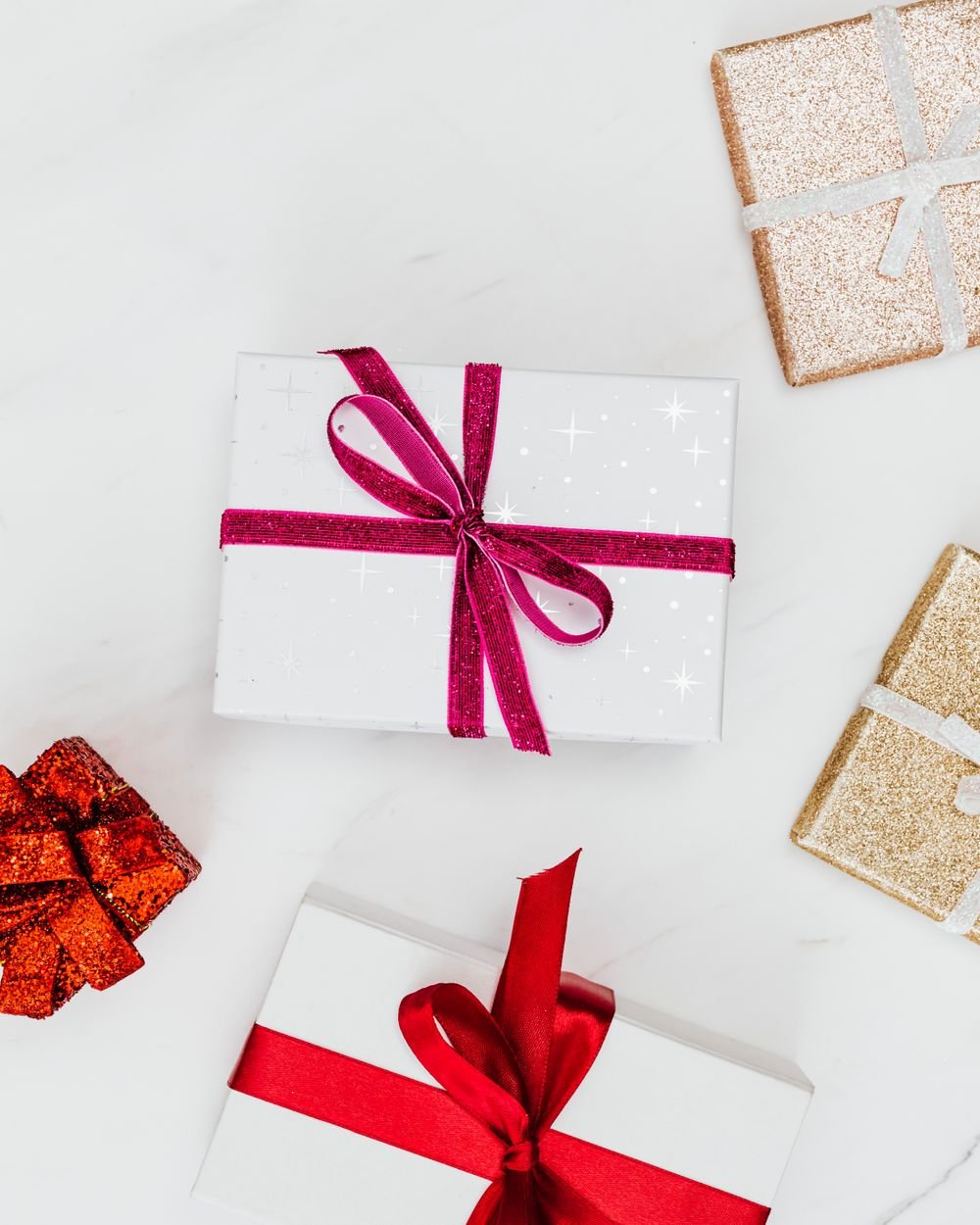 Classic Ribbon Gift Box — Tohfaat gift delivery in Lahore and Burewala